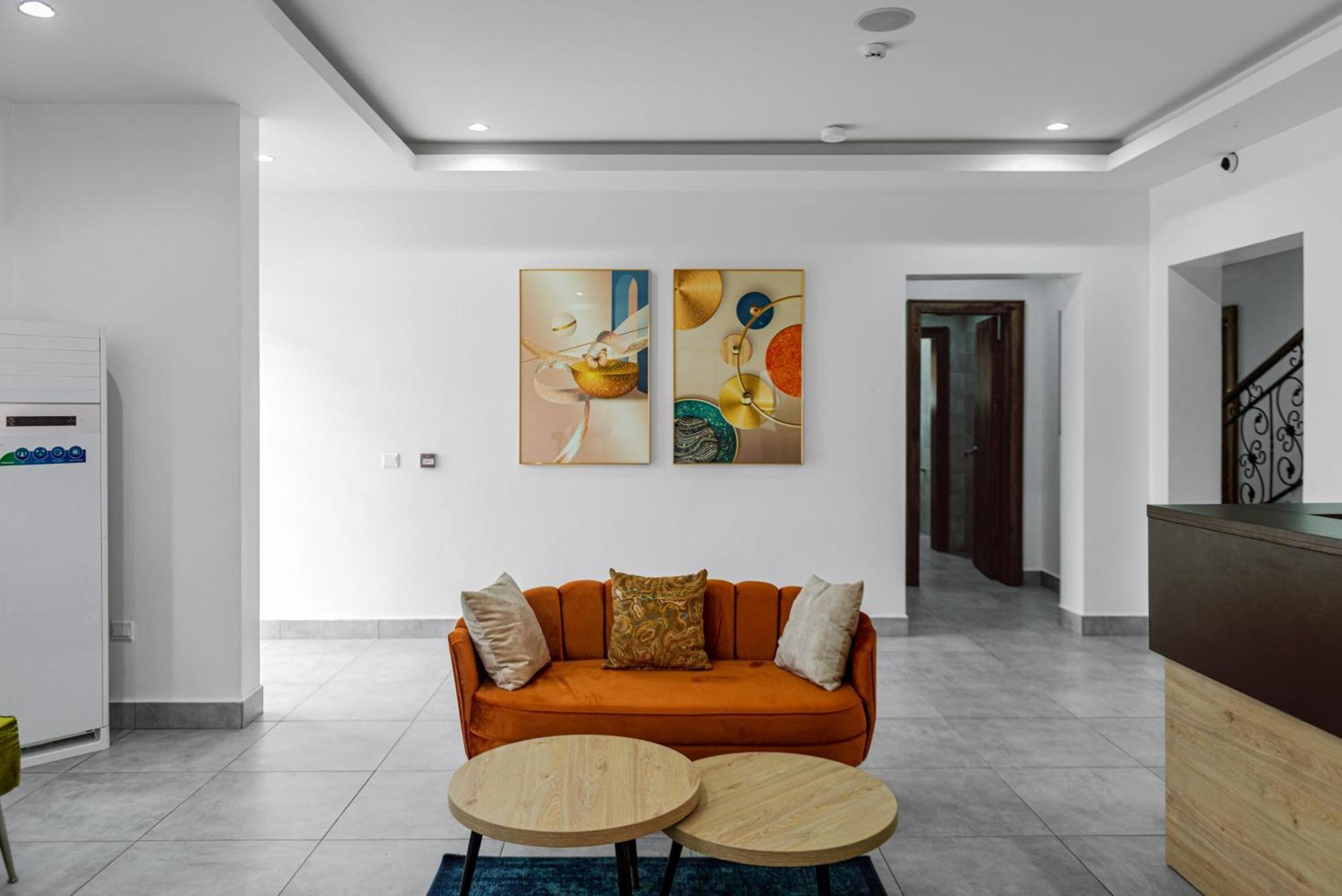 Quest Boutique Hotel Gwarinpa エクステリア 写真