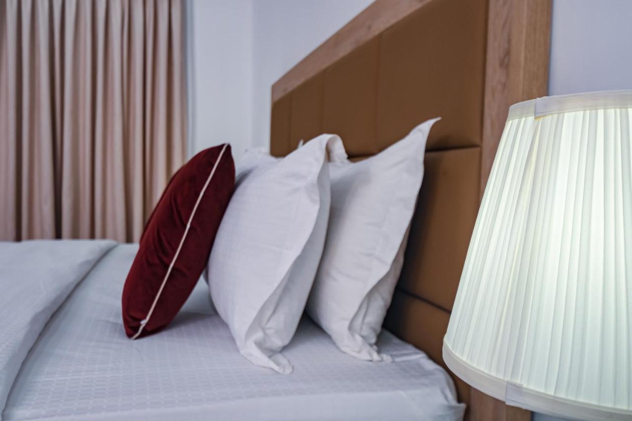 Quest Boutique Hotel Gwarinpa エクステリア 写真
